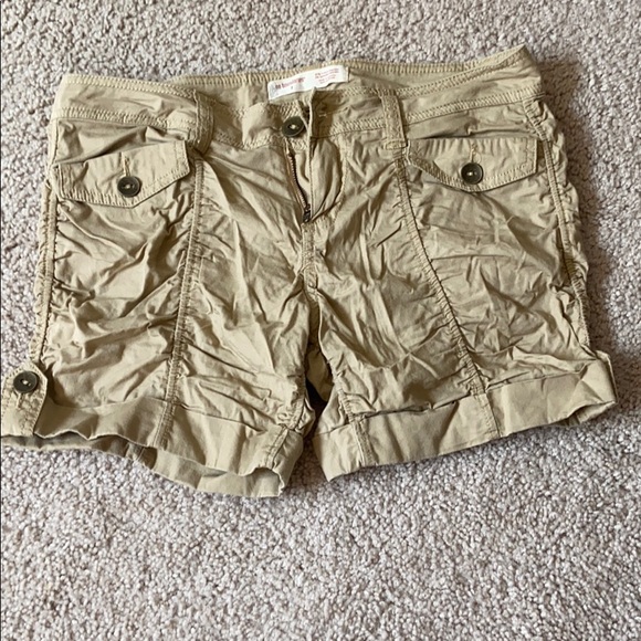Tan Shorts - Picture 1 of 2